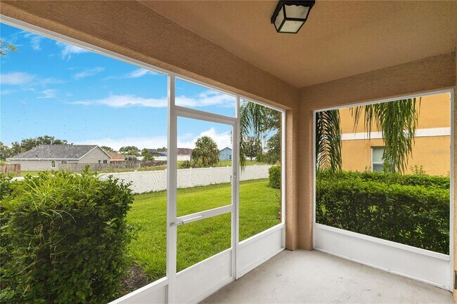 Building Photo - 1172 Chelsea Dr