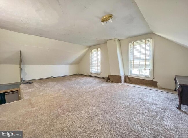 Building Photo - 1153 Greeley Ave