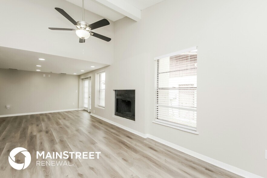 Building Photo - 3235 Timberline Rd