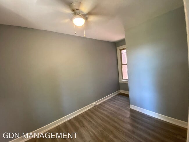 Building Photo - 2731 Harris Ave