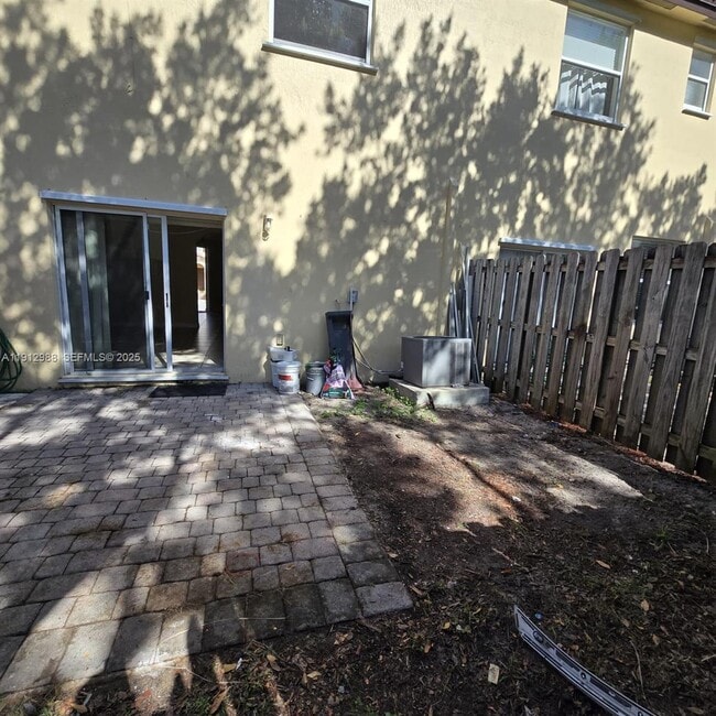 Building Photo - 9051 SW 227 ST