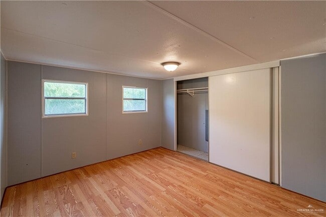 Building Photo - 1221 S Cesar Chavez Rd