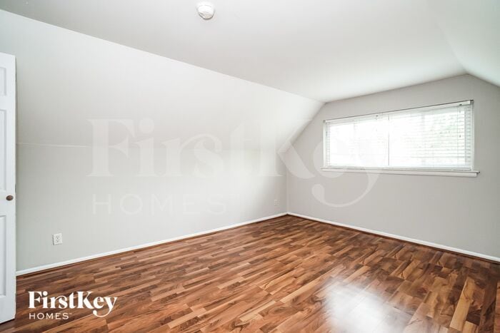 Building Photo - 754 Bevis Rd