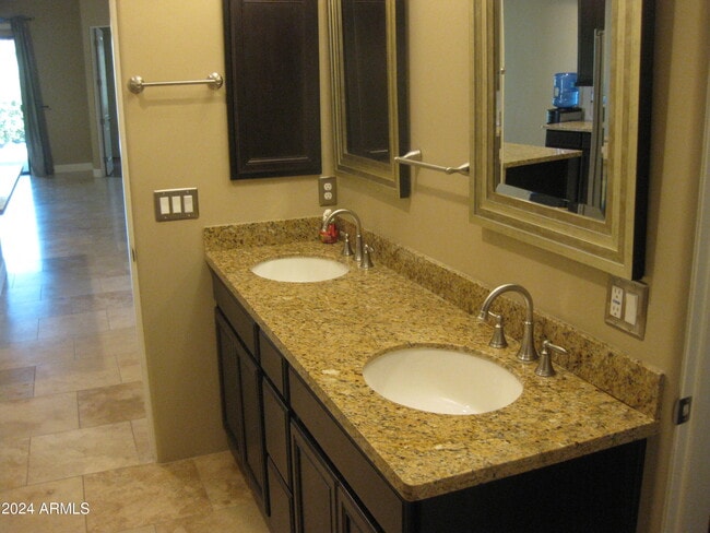 Building Photo - 36600 N Cave Creek Rd