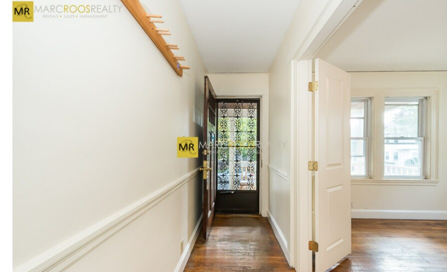 Building Photo - 50-52 Hobson St