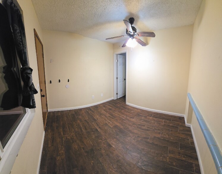 Building Photo - 23692 Lemon Ave