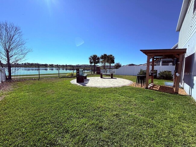 Building Photo - 14112 Poke Ridge Dr