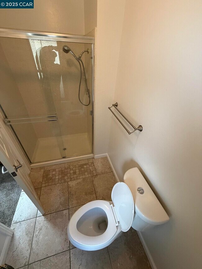 Building Photo - 105 Via Cabrera Ln