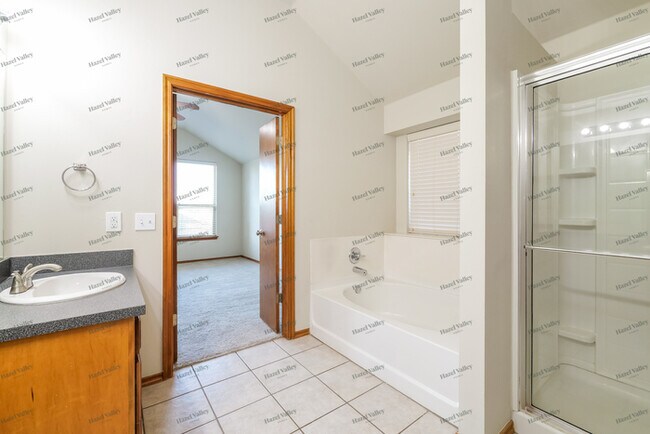 Building Photo - 2512 NW 179th Ct
