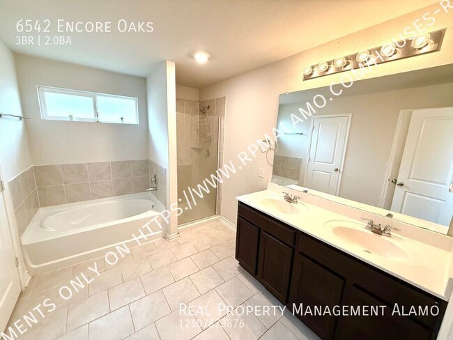 Building Photo - 6542 Encore Oaks
