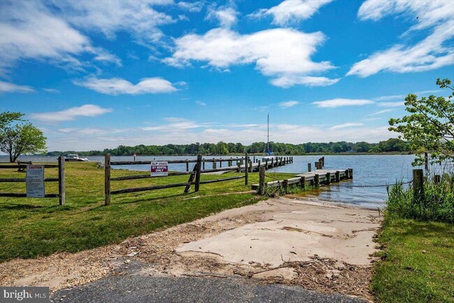 Building Photo - 811 Chester River Dr