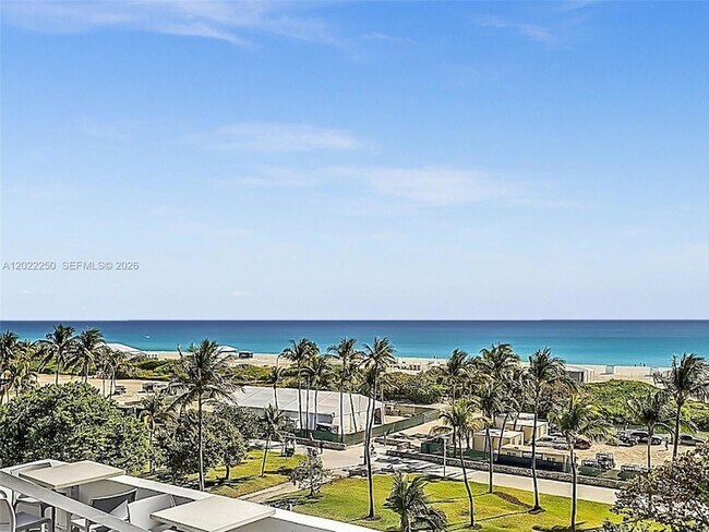 Building Photo - 1052 Ocean Dr