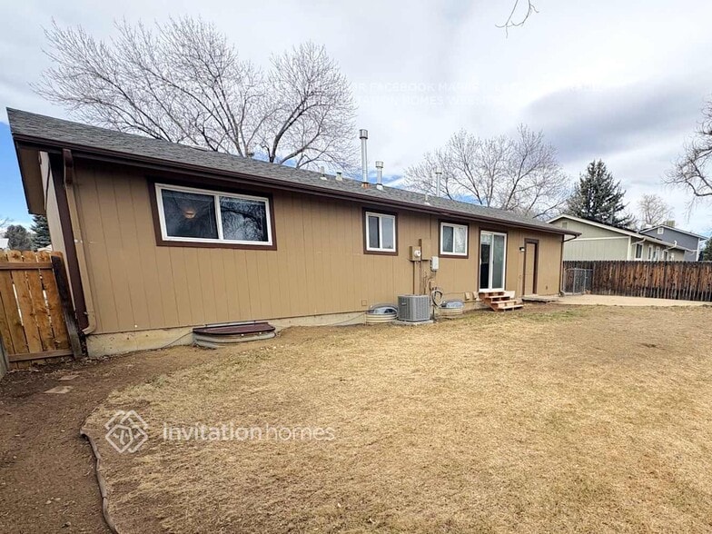 Building Photo - 8860 Cody St