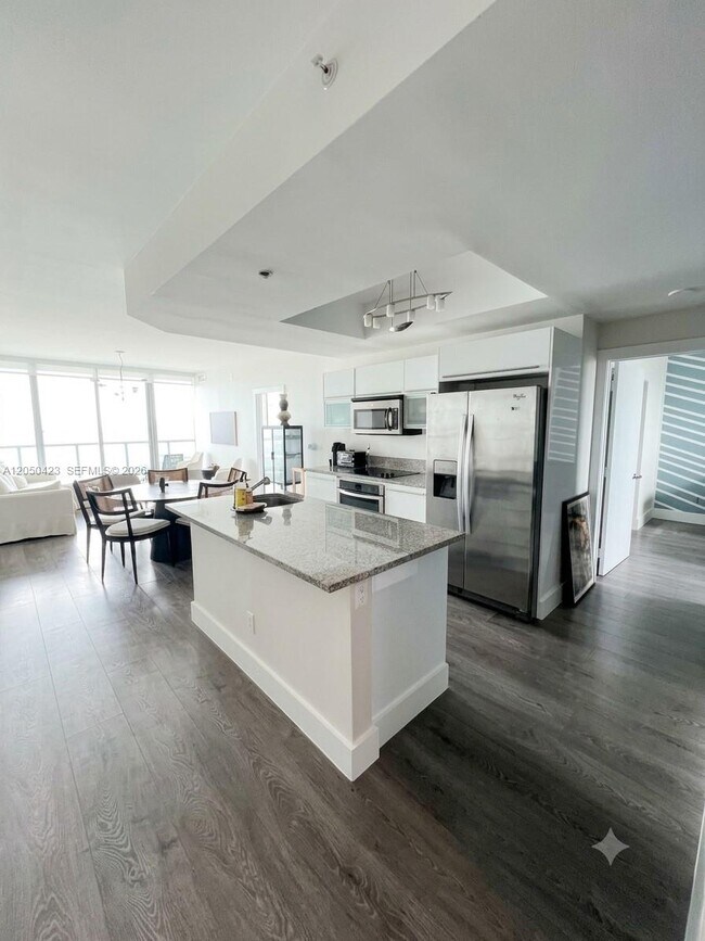 Building Photo - 888 Biscayne Blvd