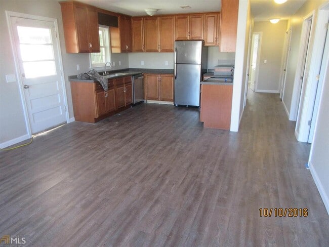 Building Photo - 222 S Mulberry St