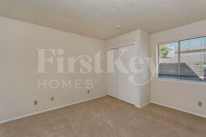 Building Photo - 2240 Tarpley Rd