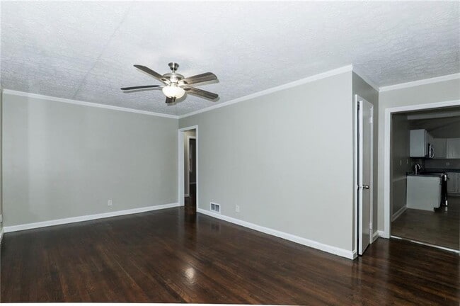 Building Photo - 2998 Belvedere Ln