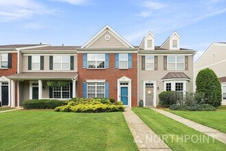 Building Photo - 9311 Greenheather Dr