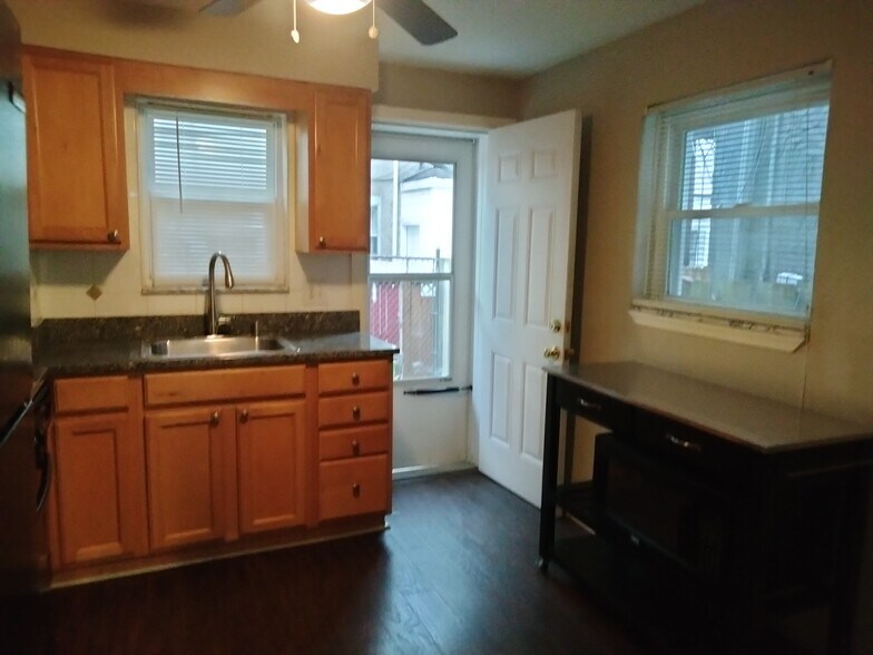 Kitchen - 2314 S Colorado St