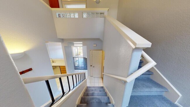 Building Photo - 7254 Shoreline Dr