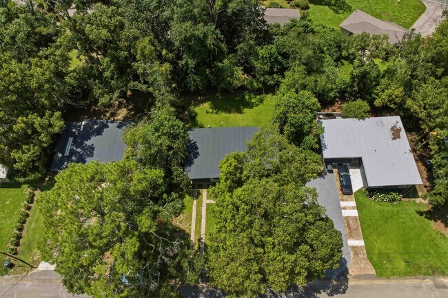 Building Photo - 1641 Atkamire Dr
