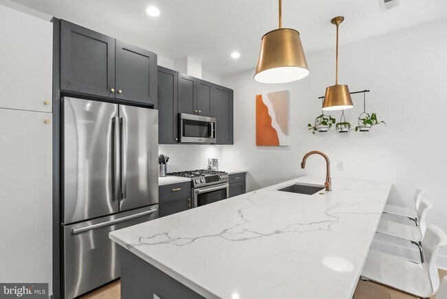 Building Photo - 662 Glick Ct NW