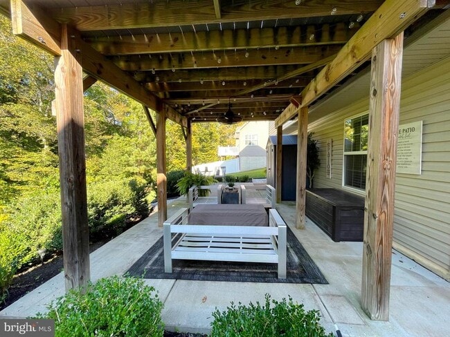 Building Photo - 519 Gate Dancer Ct