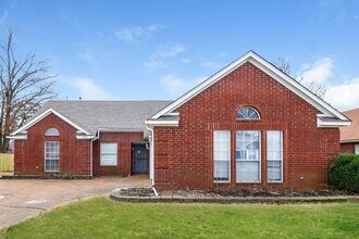 Building Photo - 7013 Juanita Cir S