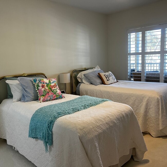 Building Photo - 2BD/2BA on the Gulf of Mexico!