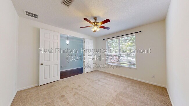 Building Photo - 112 Woodfield Ln