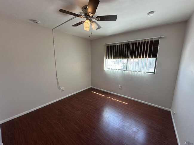 Building Photo - 2490 W Yowell Ct