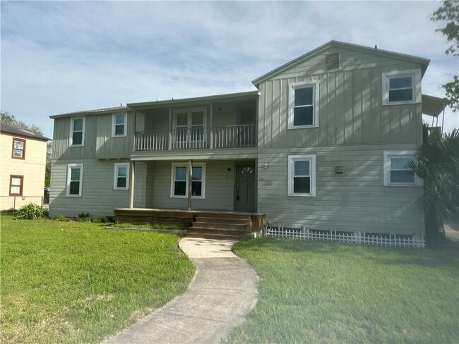 Primary Photo - 425 Louisiana Ave