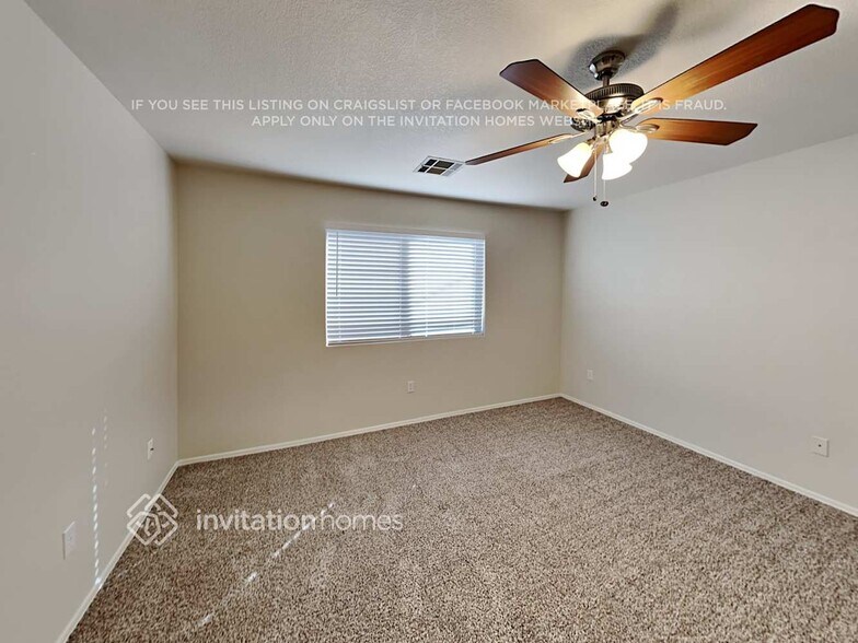 Building Photo - 1575 E Baylor Ln