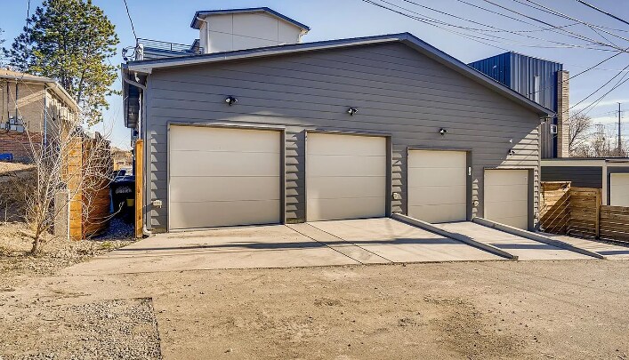 Garage/Alley - 1285 Xavier St