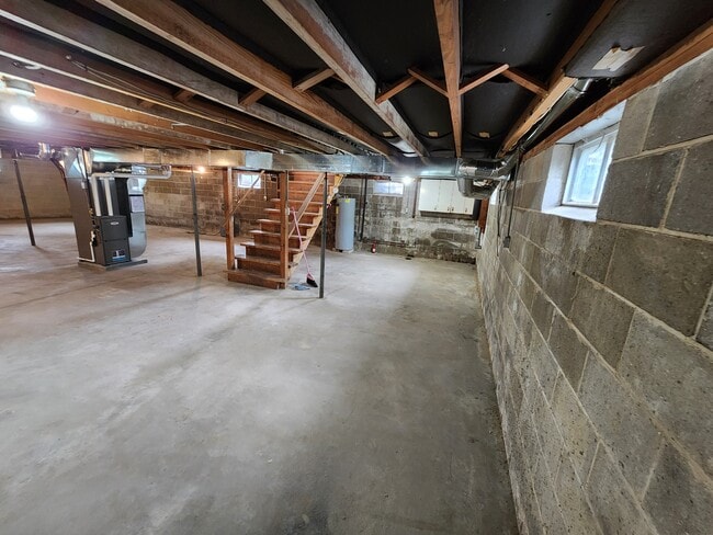 Building Photo - 7146 Tamarack Rd