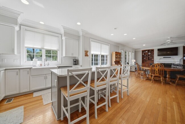 Building Photo - 4013 Lambs Creek Ct