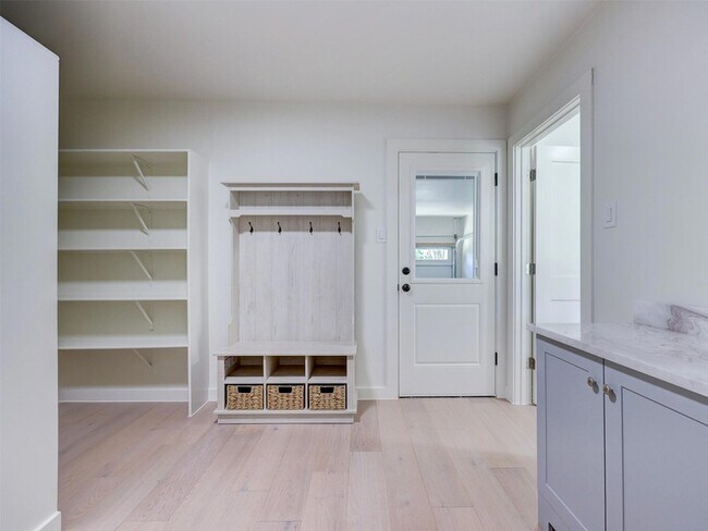 Building Photo - 11224 Pickard Ln