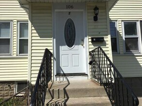 Building Photo - 106 Bright St