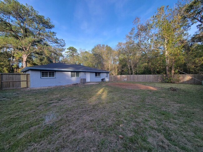 Building Photo - RECENTLY REMODELED 3 BEDROOM 2 BATH LEASE HOME IN SPRING, TEXAS