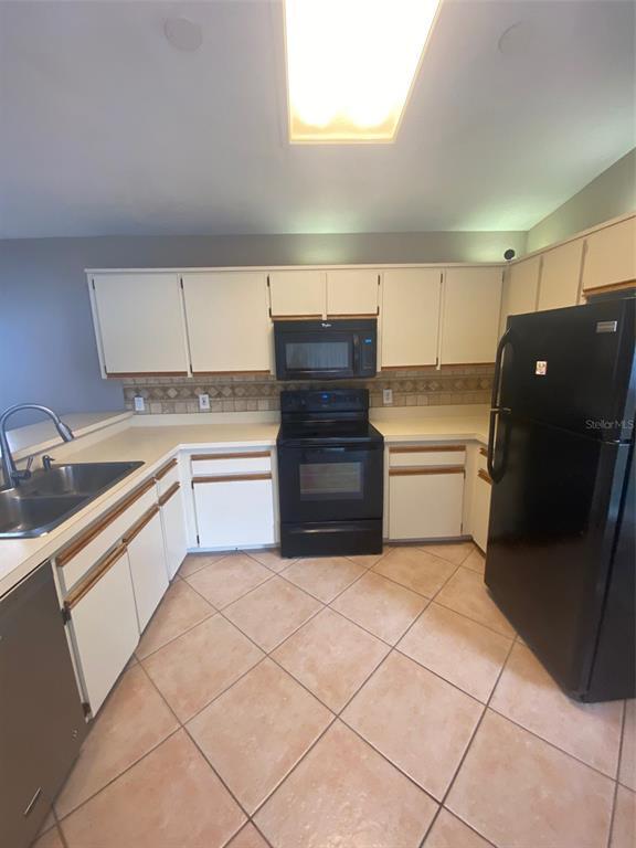 Building Photo - 4399 Weeping Willow Cir