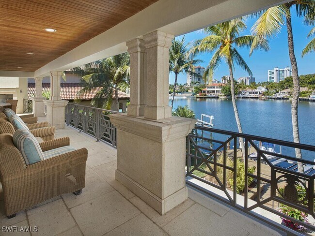 Building Photo - 377 Pirates Bight