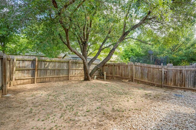 Building Photo - 8110 Willet Trail