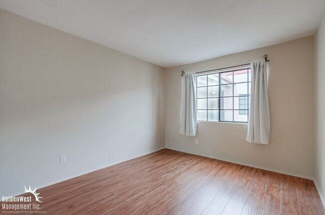 Building Photo - Cozy 2Bdm 2Ba Condo in North Park Neighborhood