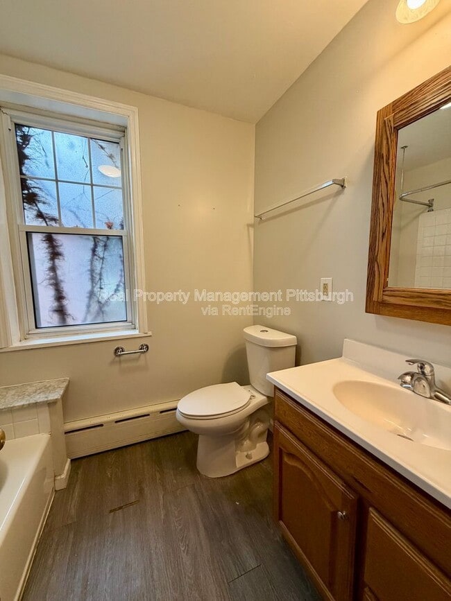 Building Photo - 5550 Wilkins Ave