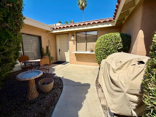 Building Photo - 231 Santa Barbara Cir