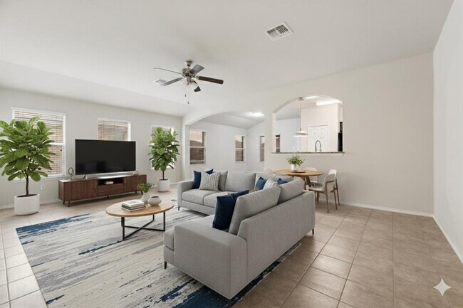 Building Photo - 1709 Gigante Dr