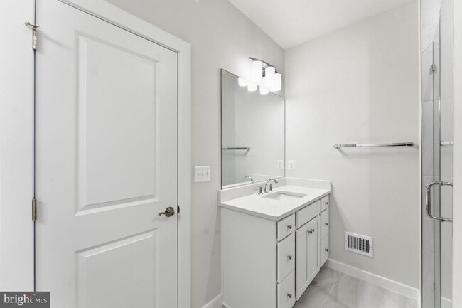 Building Photo - 2136 Glacier Rd