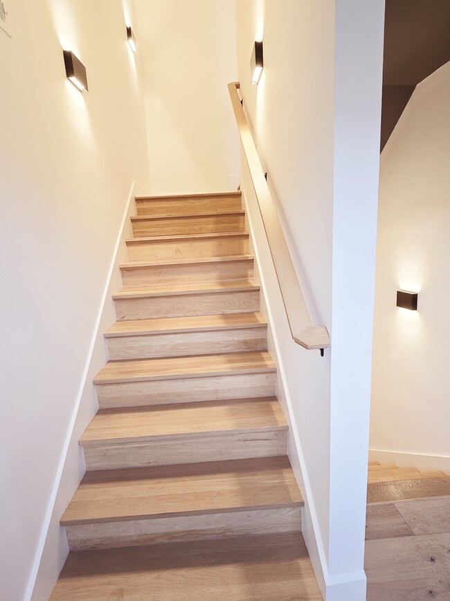 Stairs to the Rooftop Deck (Third Floor) View 1 - 2016 Clifton Ave