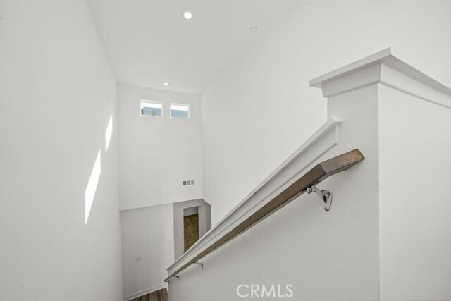 Building Photo - 1422 S Urbana St