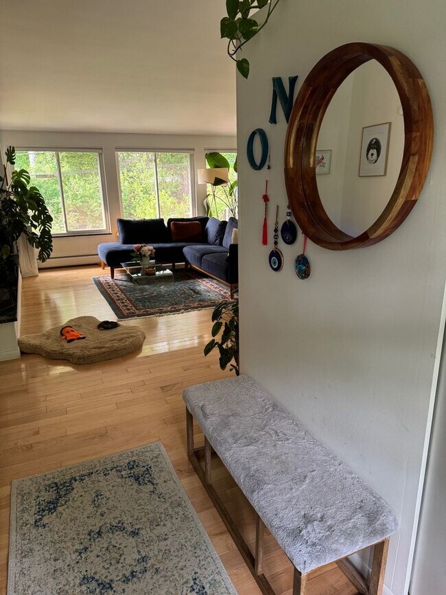 Building Photo - large modern home with big backyard, peace...
